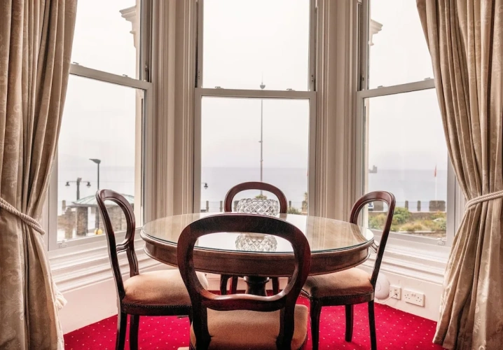 1 Bedroom Premium Apartment with sea view