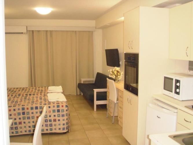 Deluxe Double Studio