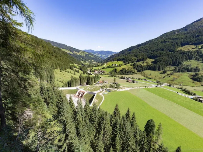 Comfortable Holiday Home in Kleinarl