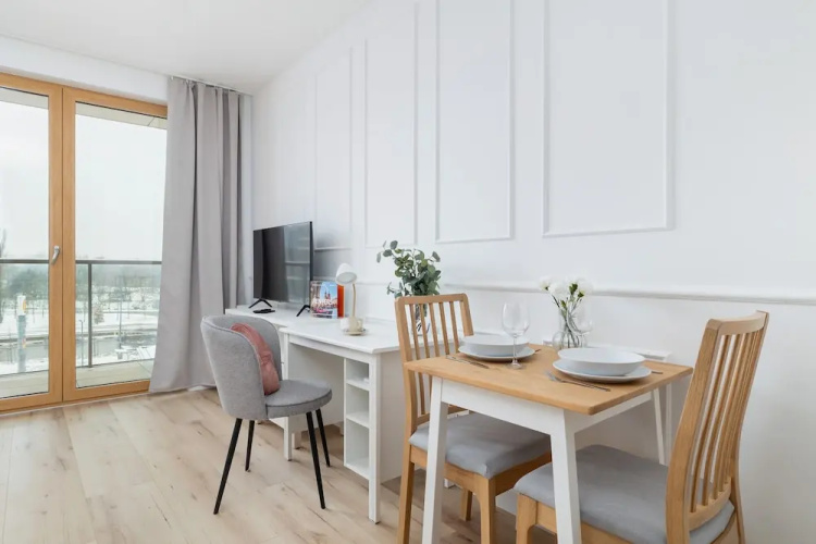 Cozy Studio in Kraków by Renters