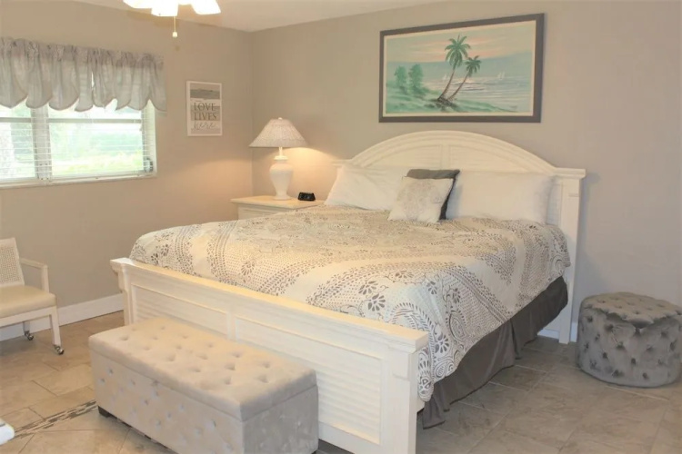 Jamaica Royale 099 - 2 Br Condo
