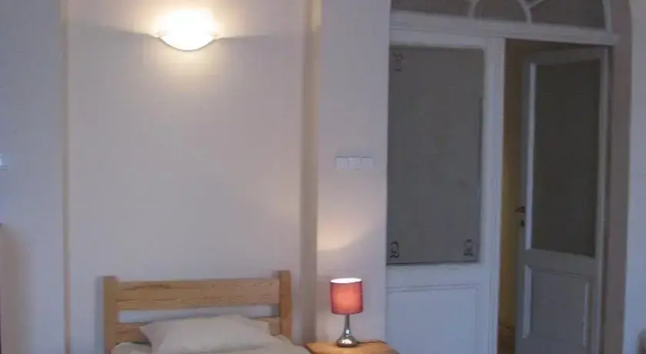 Domino Apartments