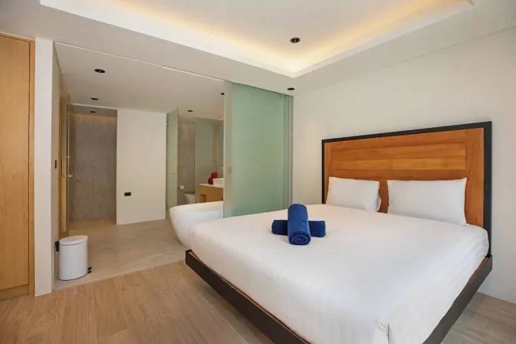 Ocean Views BluePoint 3BR Apartment 8-11