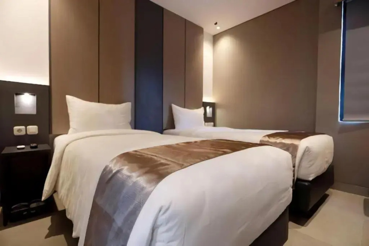 HAYO HOTEL by Cordela