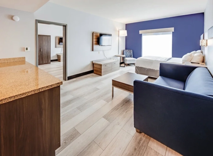 2 Bedrooms Double Suite