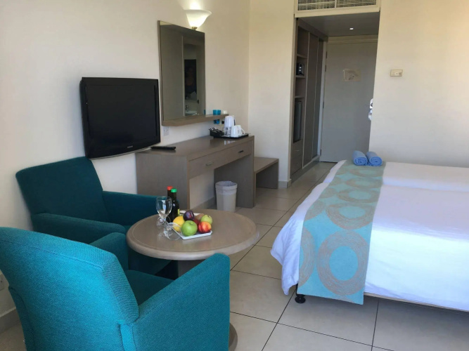 Avanti Hotel