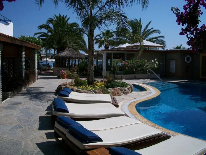 UzHan Beach Hotel