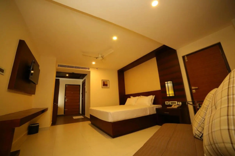 Vavas Inn & Suites