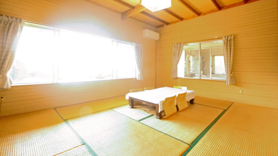 Standard room with mountain view