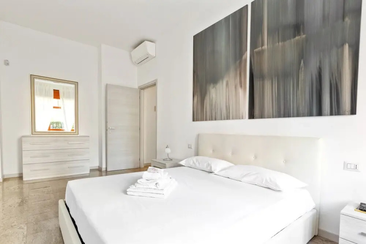 Istria & Zara Flat with Private Parking