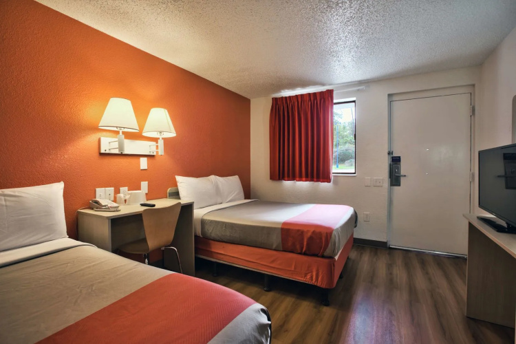 Loyalty Inn Tallahassee