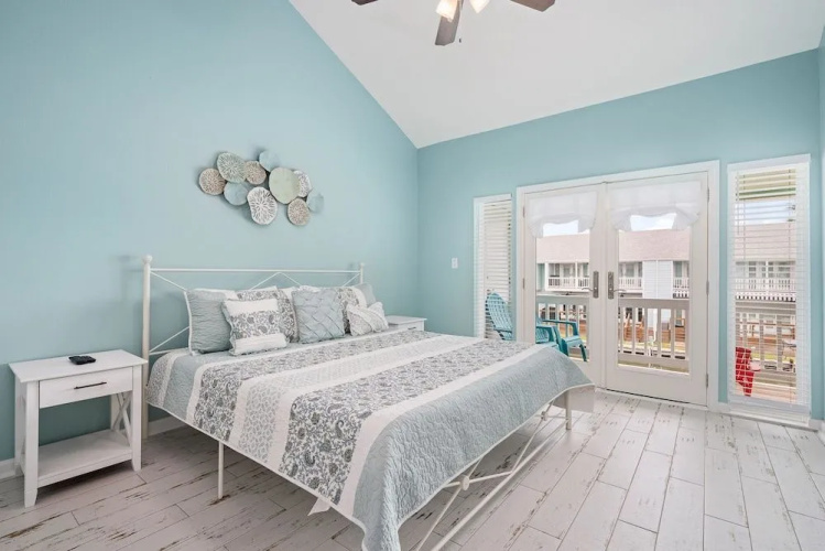 Coastal Bliss by Miss Kitty’s