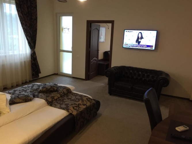 1 Bedroom Suite with balcony and with view