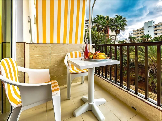 El Dorado Apartment