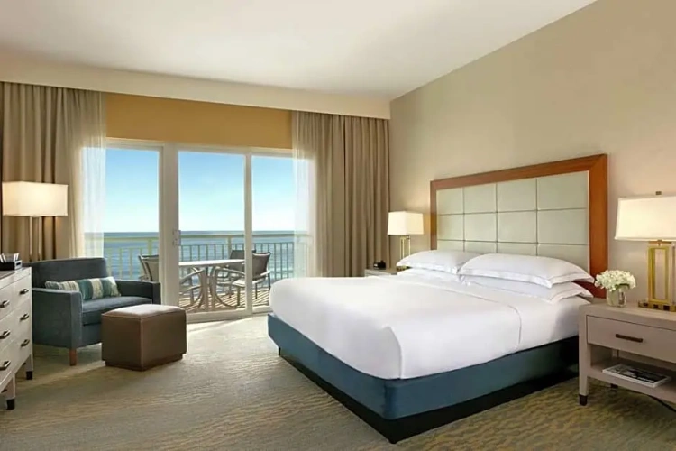 1 Bedroom Twin Suite oceanfront