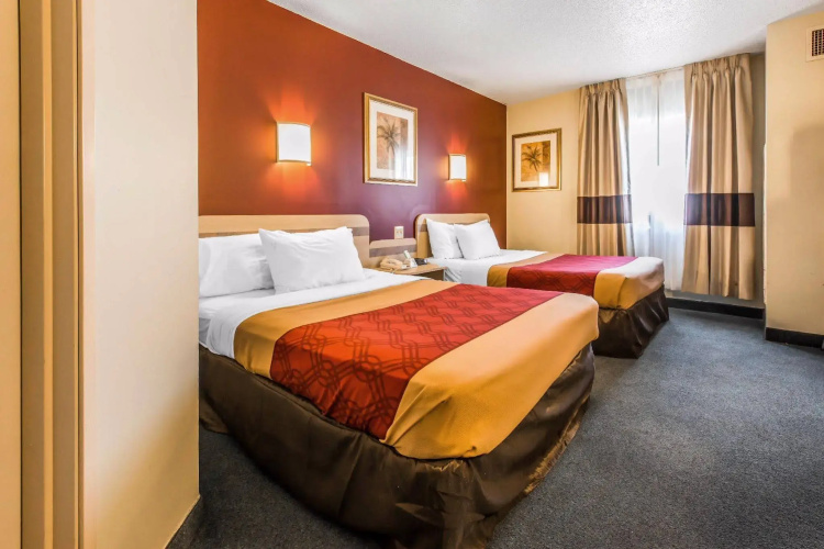 Red Roof Inn Johnstown