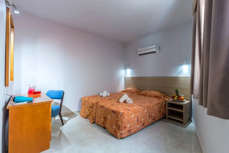 1 Bedroom Apartment with balcony