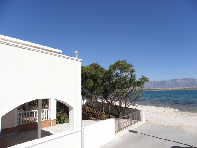 Stjepan- 10 m From Beach - A1 Prizemlje Desno