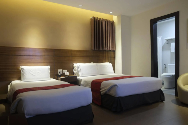 Castle Peak Hotel