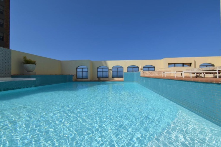 3 Bedrooms Apartment