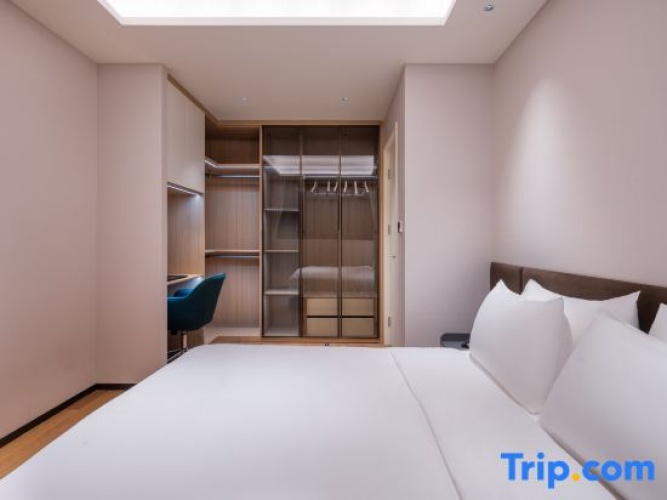 1 Bedroom Superior Apartment