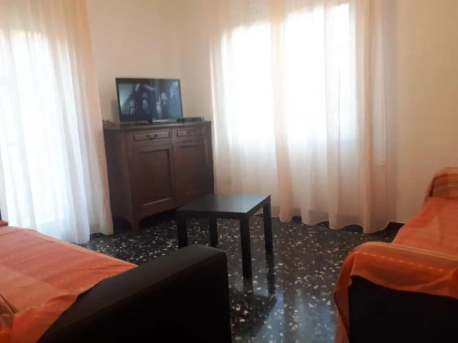 3 Bedrooms Apartment