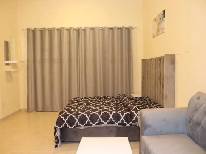 Lovely Studio With Balcony And Free Parking