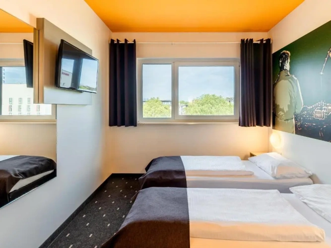 Twin room