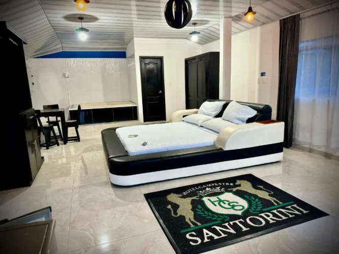 Hotel Santorini