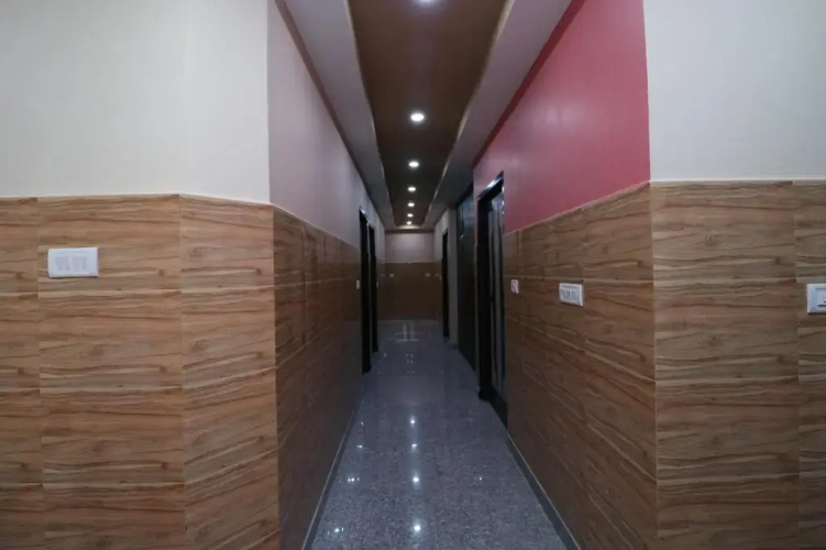 Om Kripa Residency by OYO Rooms