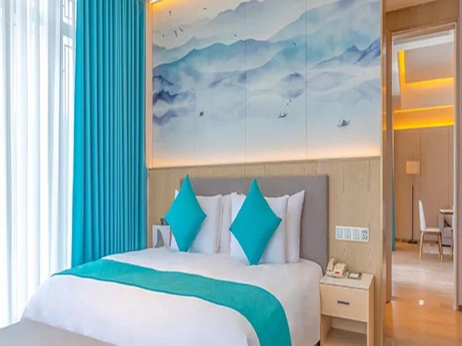 Double Suite with courtyard view