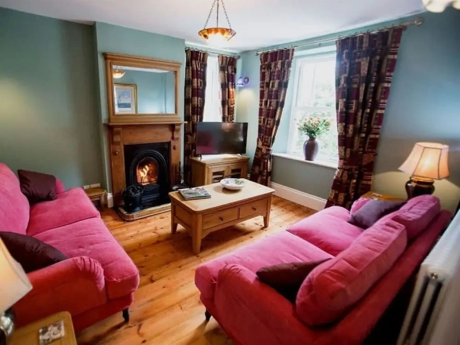 Superior Cottage