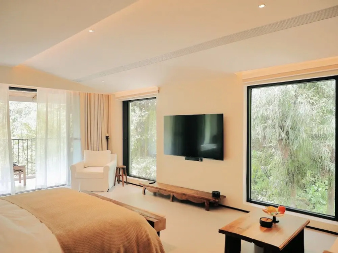 BuSu Forest Forever Hotel