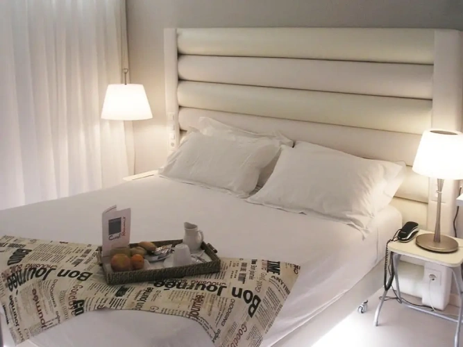 Economy room