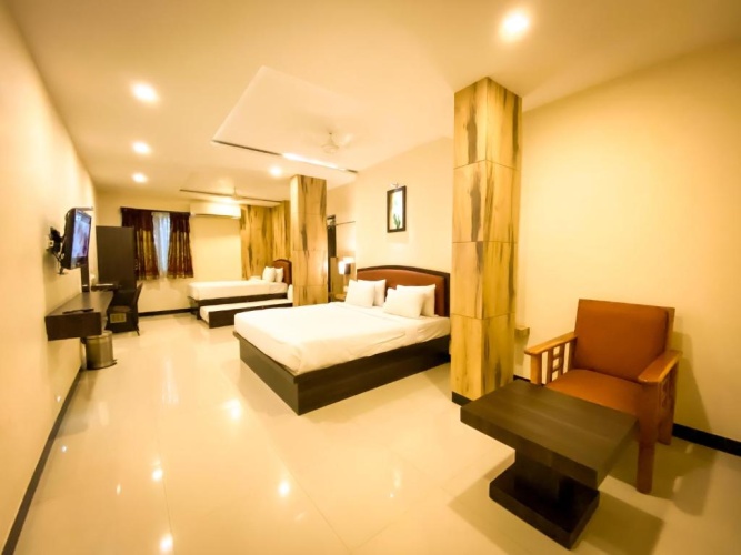 Deluxe Triple room