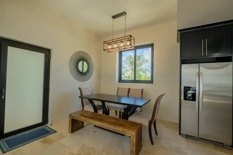 Diamante Beachfront Suites