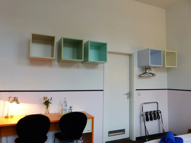 Alex