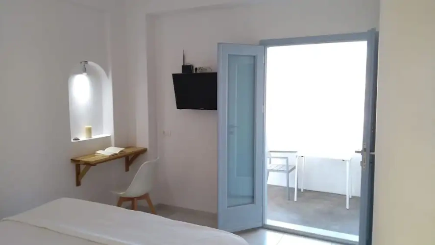 Economy Double room with balcony and with garden view