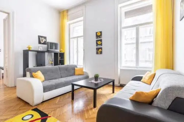 Izabella Home 2 Budapest