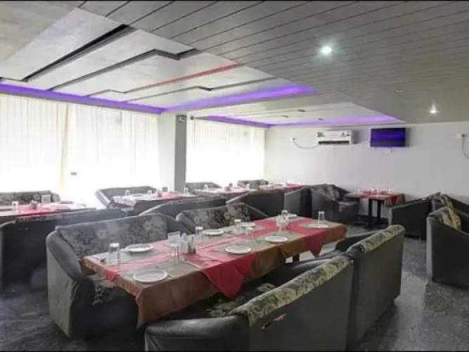 Hotel Hari Priya