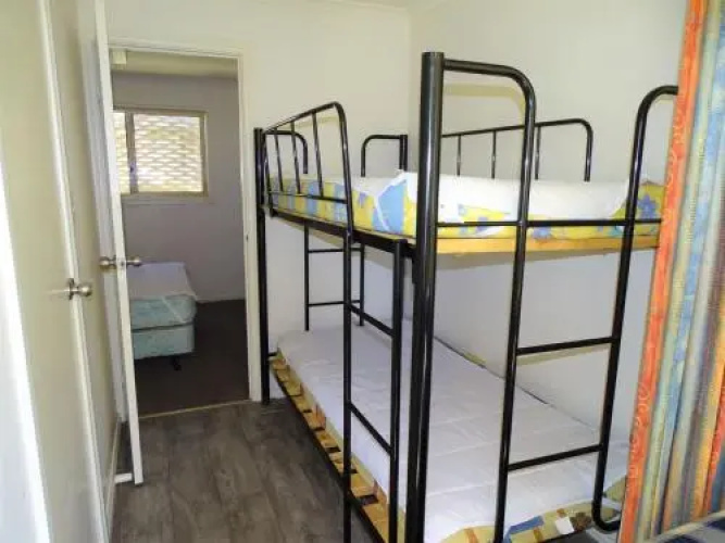 Moonta Bay Cabins