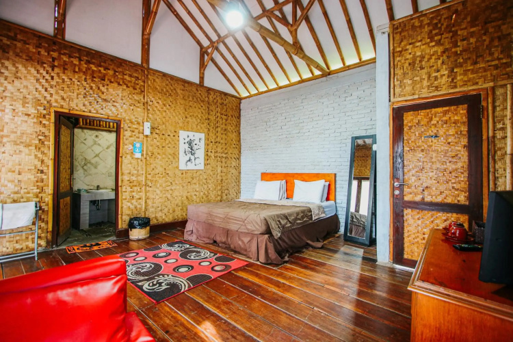 Bukit Alamanda Resort & Resto
