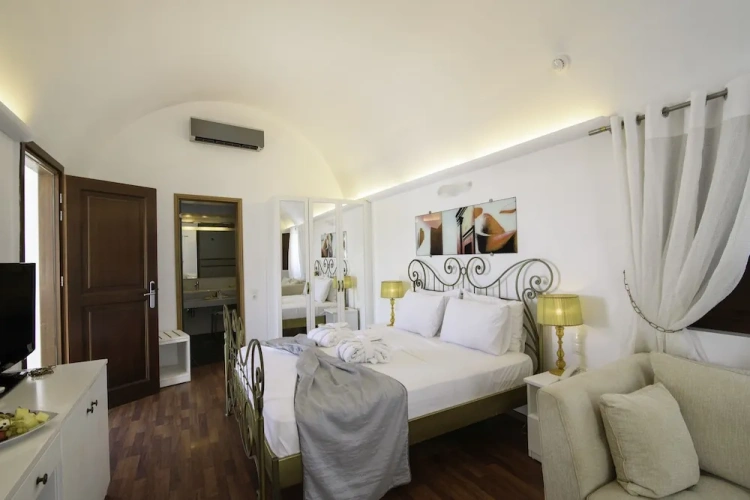 Royal Suite with balcony