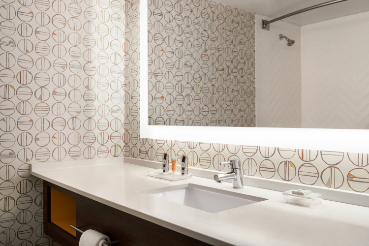 Holiday Inn Orlando-International Airport photo 11