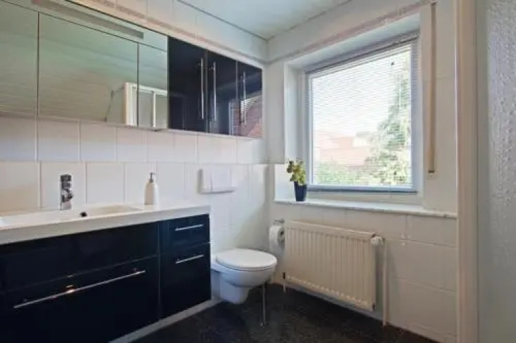 4203 Private Rooms