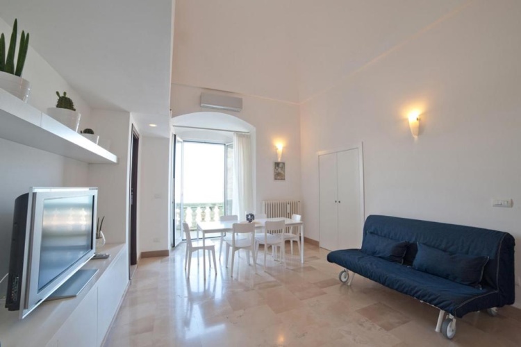 1 Bedroom Duplex Apartment with sea view