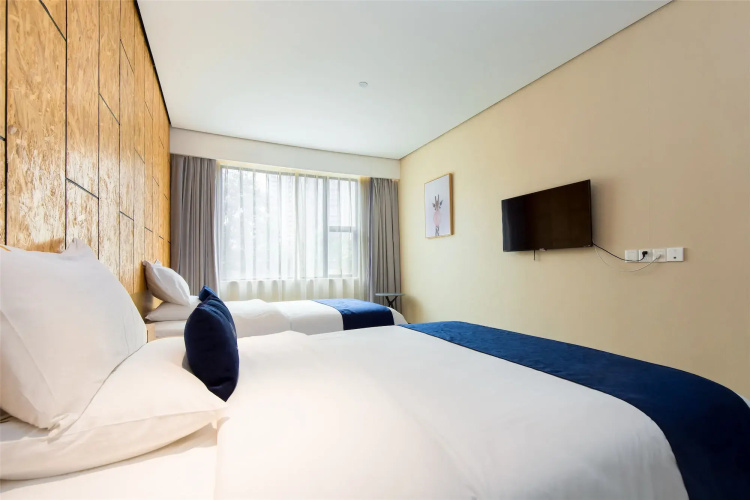 Arrivee Hotel