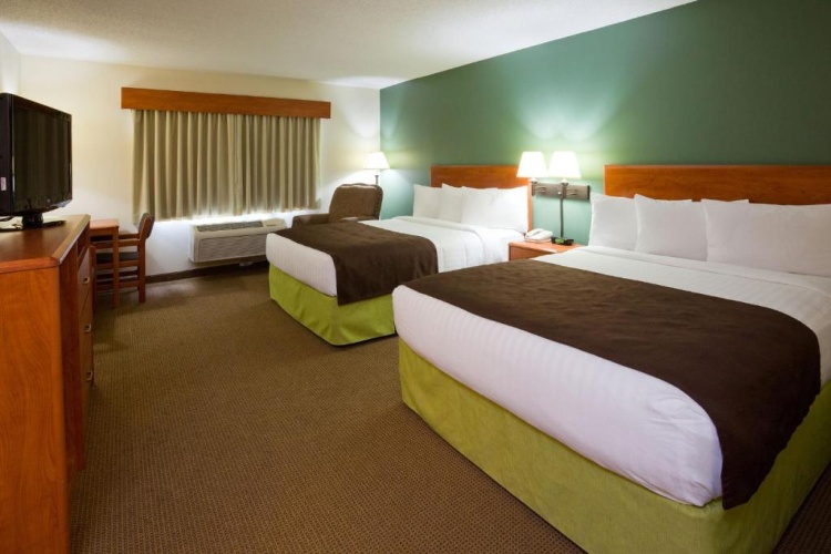 Standard Quadruple room