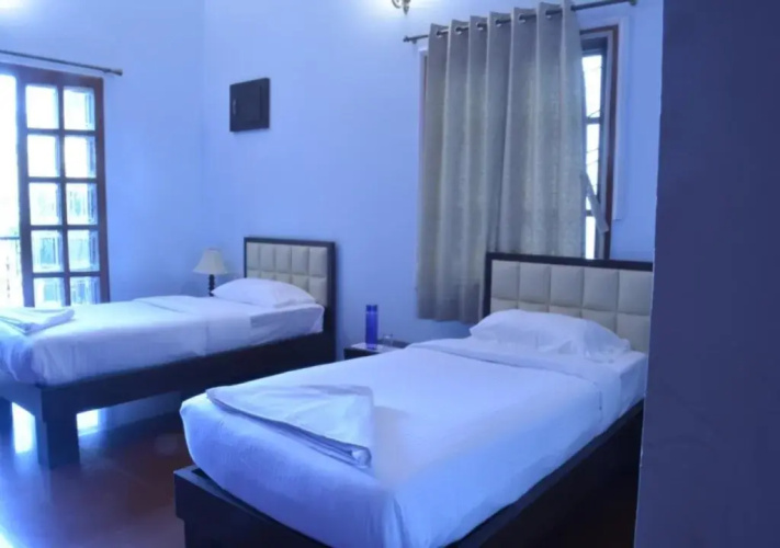 Redstone Villa and Suites