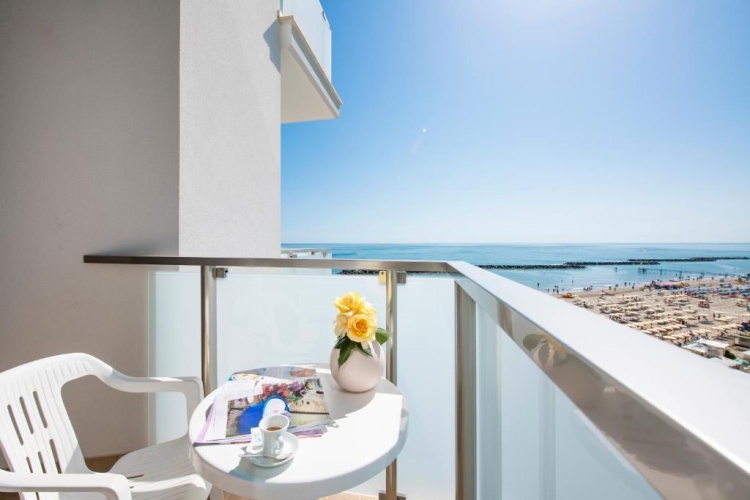 Standard Family room with sea view
